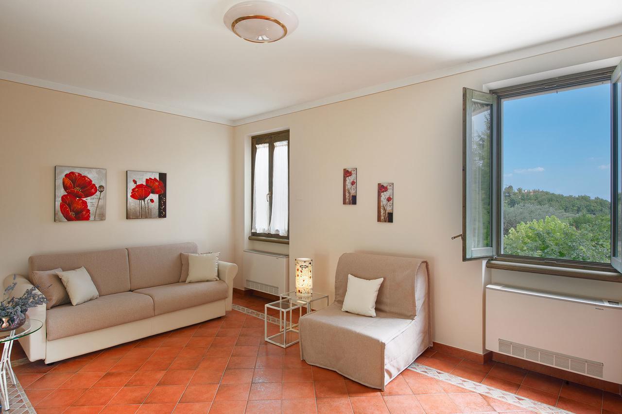 Olea Dei Holiday Apartments San Felice del Benaco Exterior photo